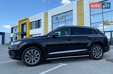 Внедорожник / Кроссовер Audi Q7 2017 в Львове