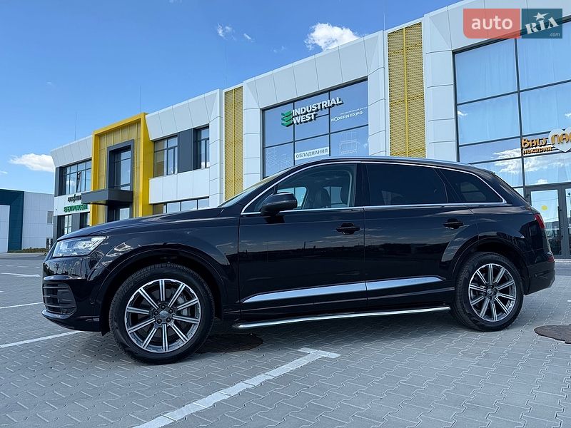 Внедорожник / Кроссовер Audi Q7 2017 в Львове