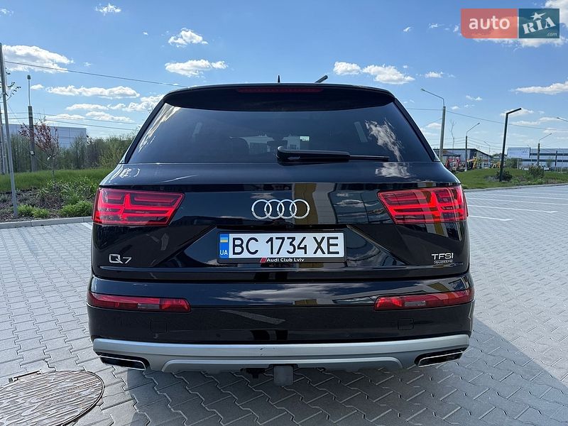 Внедорожник / Кроссовер Audi Q7 2017 в Львове