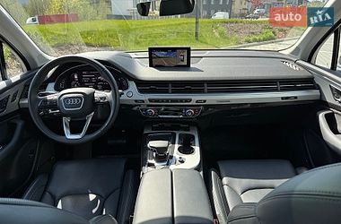 Внедорожник / Кроссовер Audi Q7 2017 в Львове