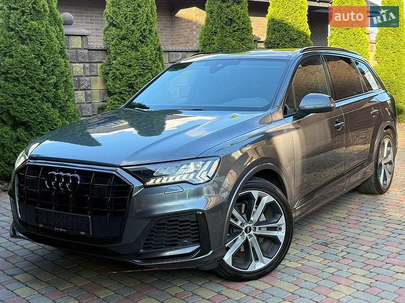 Внедорожник / Кроссовер Audi Q7 2020 в Ровно