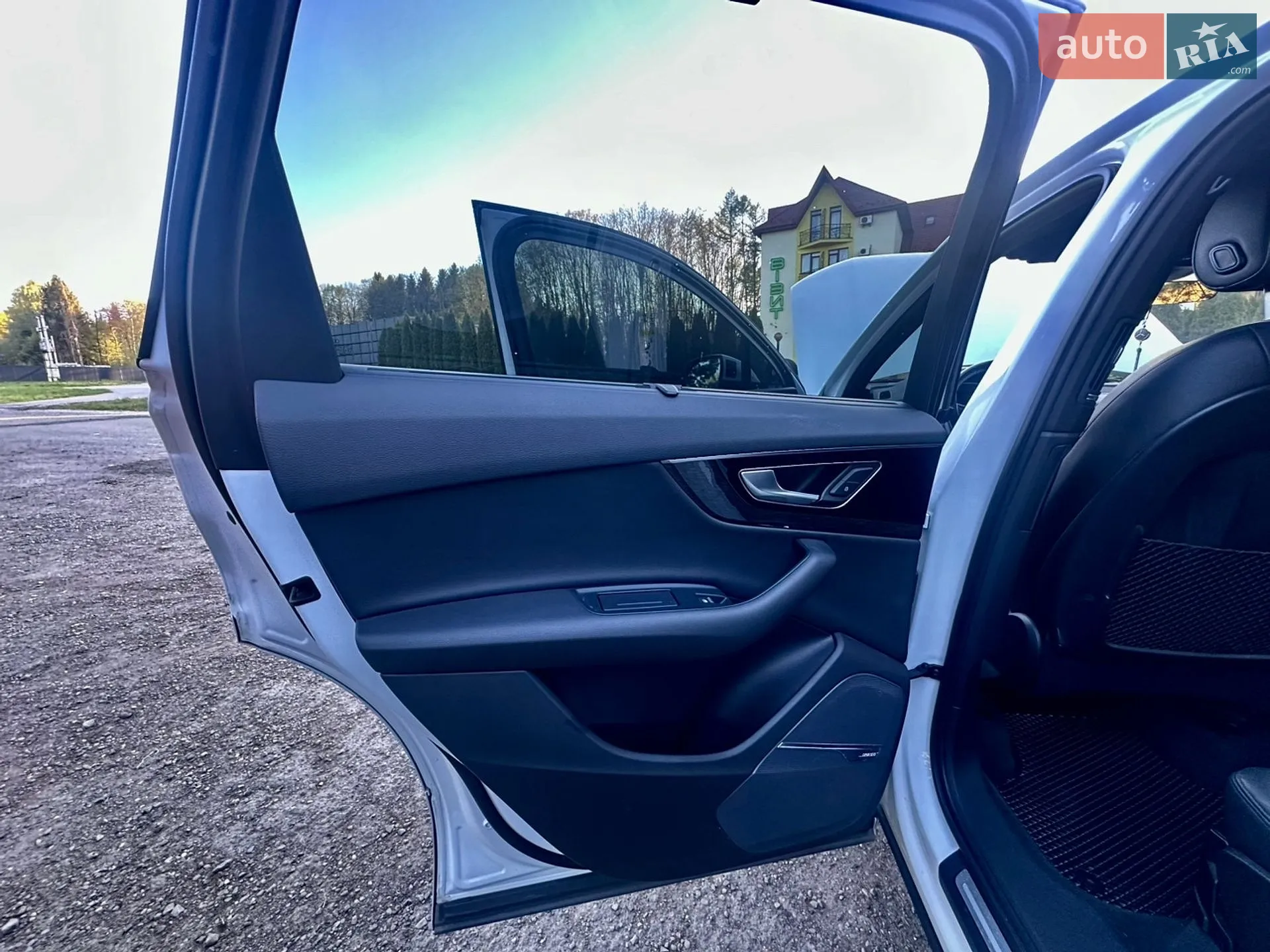 2018 Audi Q7 - мініатюра 15