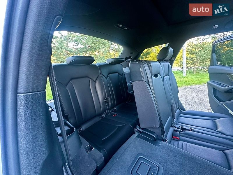 Внедорожник / Кроссовер Audi Q7 2018 в Трускавце
