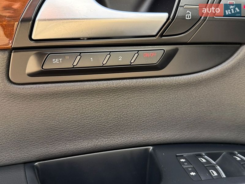 Внедорожник / Кроссовер Audi Q7 2013 в Тернополе