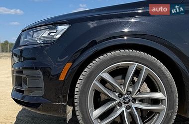 Внедорожник / Кроссовер Audi Q7 2017 в Львове