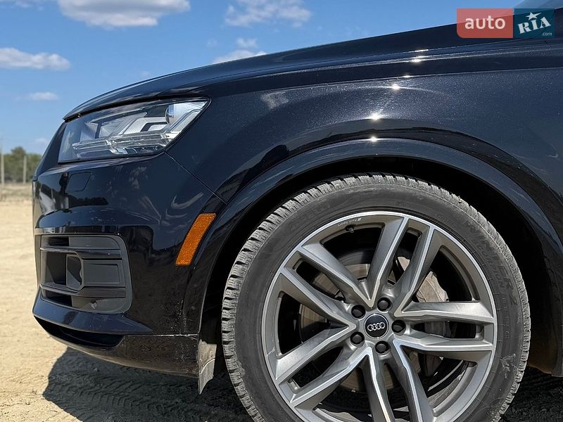 Внедорожник / Кроссовер Audi Q7 2017 в Львове