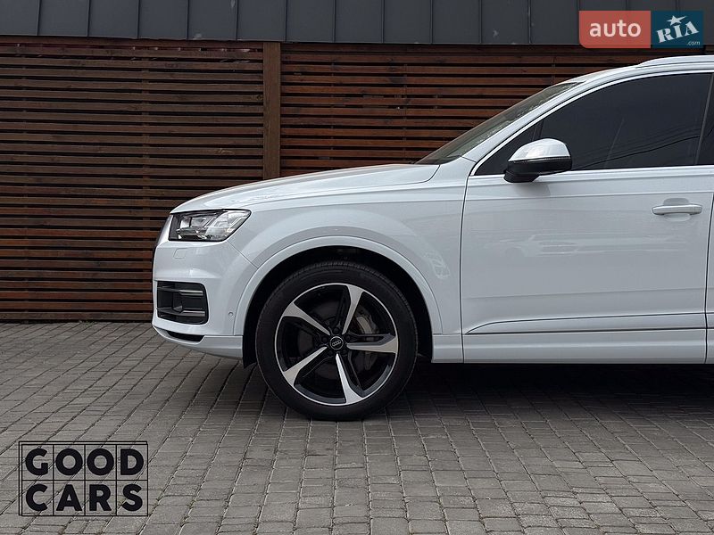 Внедорожник / Кроссовер Audi Q7 2018 в Одессе