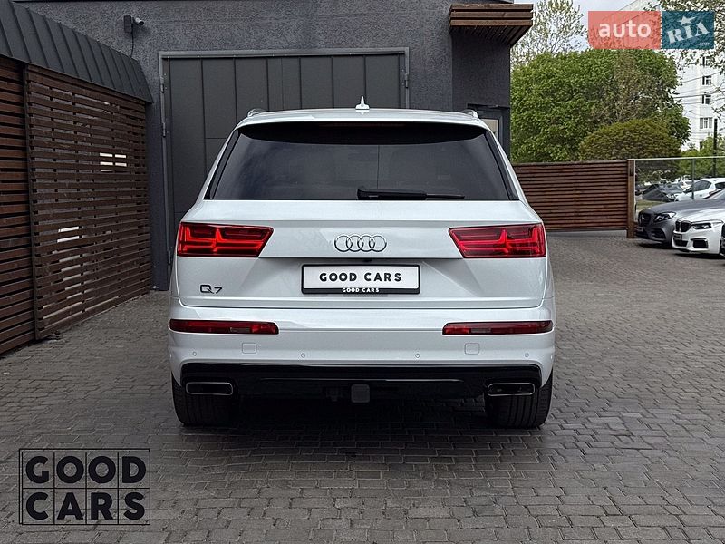 Внедорожник / Кроссовер Audi Q7 2018 в Одессе