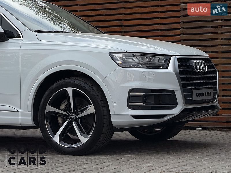 Внедорожник / Кроссовер Audi Q7 2018 в Одессе