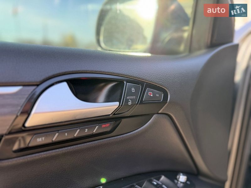 Внедорожник / Кроссовер Audi Q7 2014 в Львове