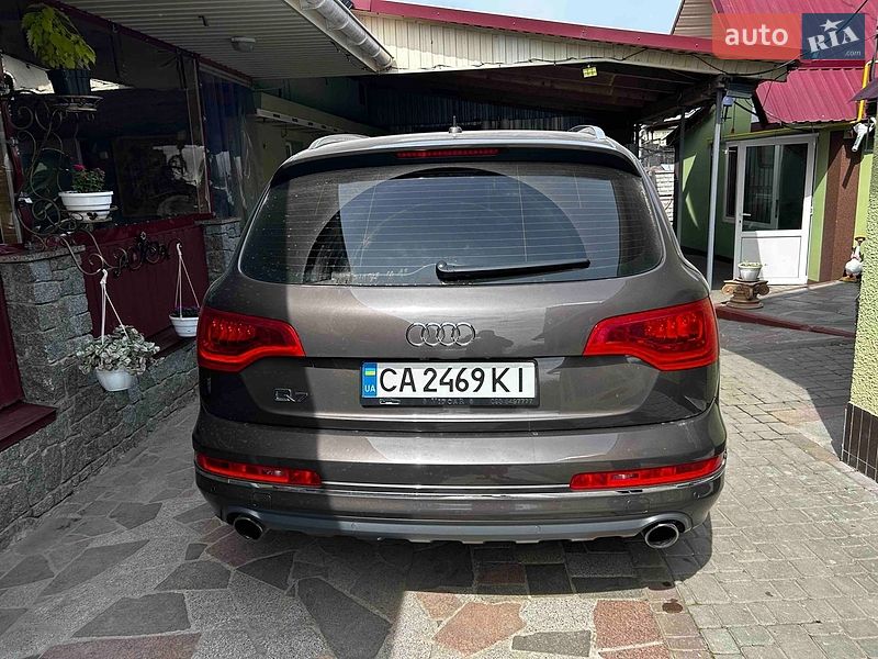 Внедорожник / Кроссовер Audi Q7 2012 в Жашкове
