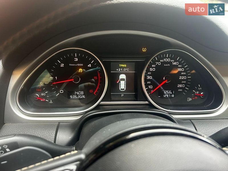 Внедорожник / Кроссовер Audi Q7 2012 в Жашкове