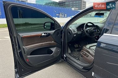 Внедорожник / Кроссовер Audi Q7 2012 в Киеве