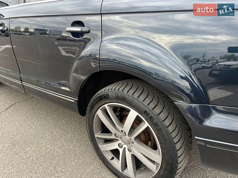 Внедорожник / Кроссовер Audi Q7 2012 в Киеве