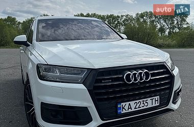 Позашляховик / Кросовер Audi Q7 2017 в Бердичеві