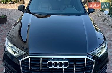 Позашляховик / Кросовер Audi Q7 2021 в Прилуках
