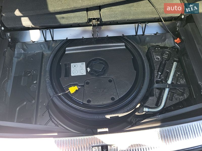 Внедорожник / Кроссовер Audi Q7 2013 в Днепре