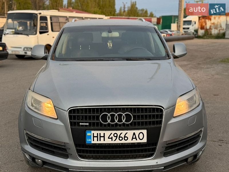 Позашляховик / Кросовер Audi Q7 2007 в Одесі