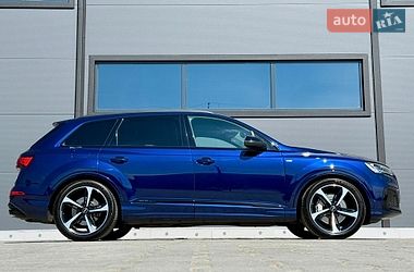 Внедорожник / Кроссовер Audi Q7 2020 в Броварах