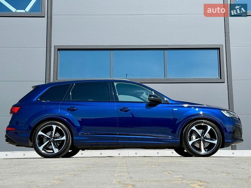 Внедорожник / Кроссовер Audi Q7 2020 в Броварах