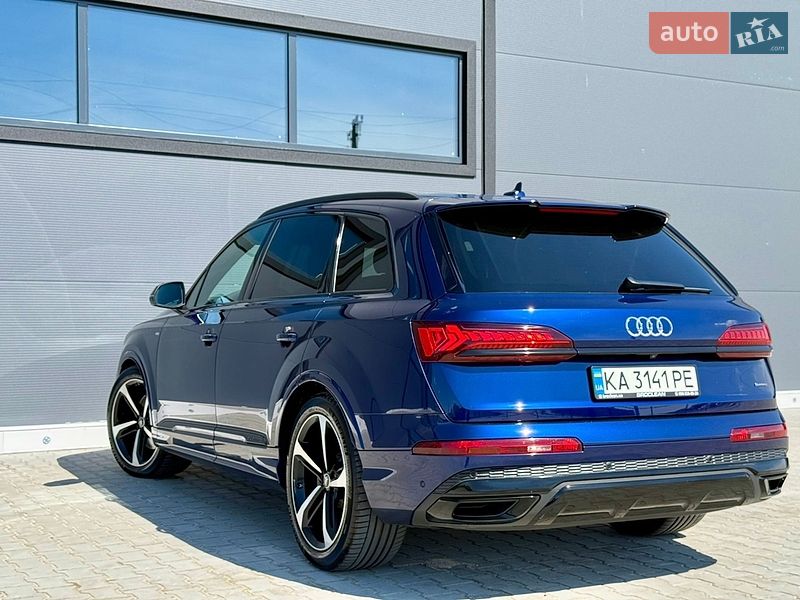 Внедорожник / Кроссовер Audi Q7 2020 в Броварах