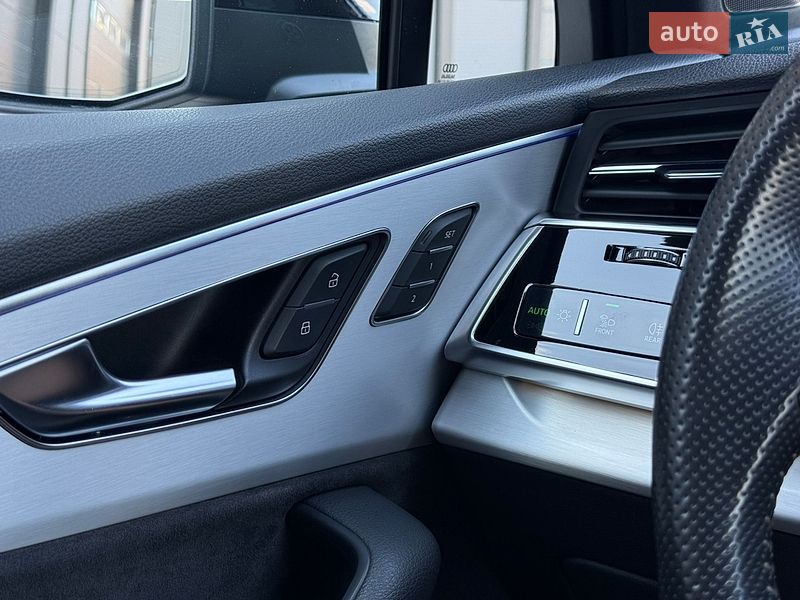 Внедорожник / Кроссовер Audi Q7 2020 в Броварах