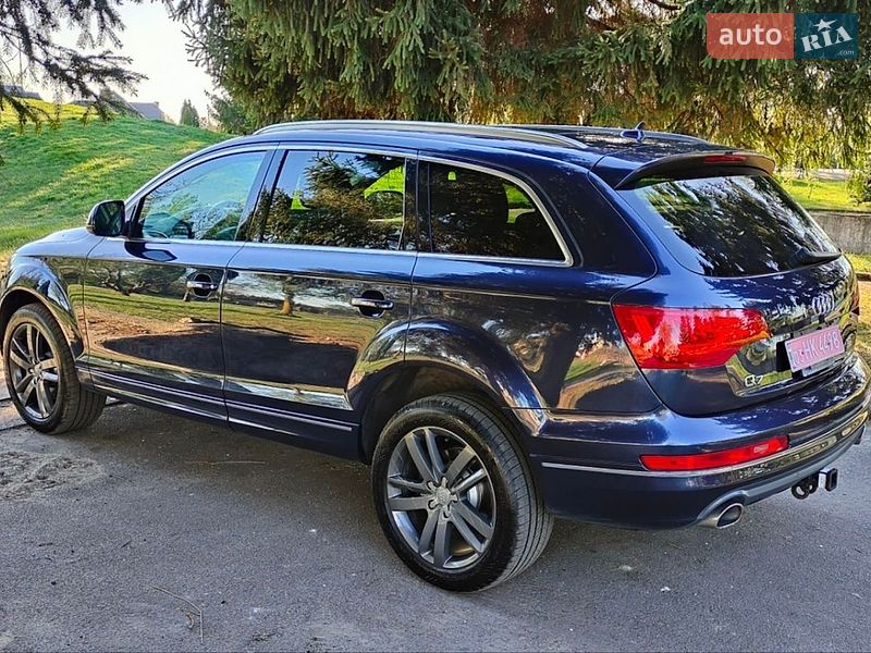 Внедорожник / Кроссовер Audi Q7 2014 в Дубно