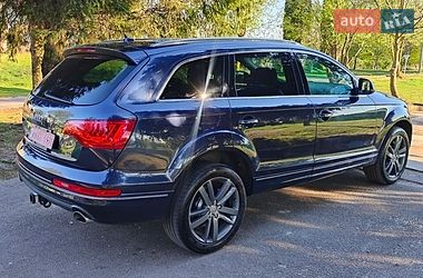 Внедорожник / Кроссовер Audi Q7 2014 в Дубно