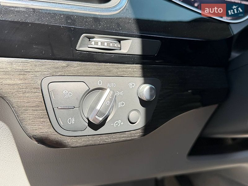 Внедорожник / Кроссовер Audi Q7 2018 в Киеве