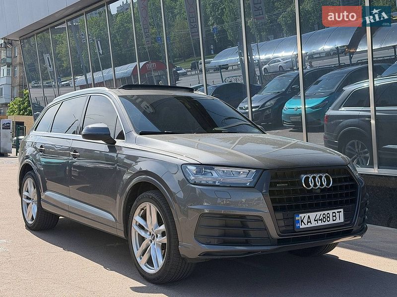 Внедорожник / Кроссовер Audi Q7 2018 в Киеве