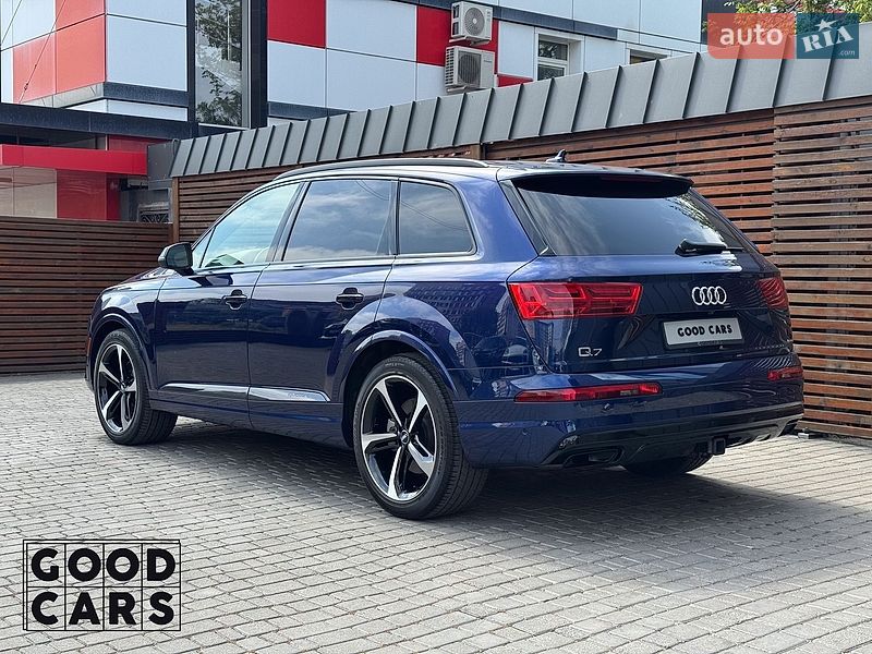 Внедорожник / Кроссовер Audi Q7 2019 в Одессе