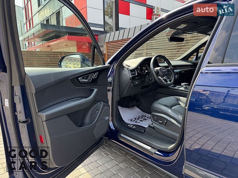 Внедорожник / Кроссовер Audi Q7 2019 в Одессе