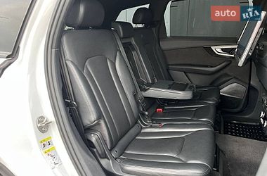 Внедорожник / Кроссовер Audi Q7 2017 в Киеве