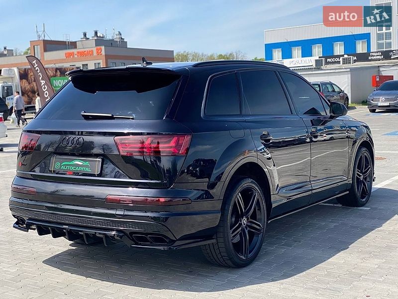 Внедорожник / Кроссовер Audi Q7 2018 в Киеве