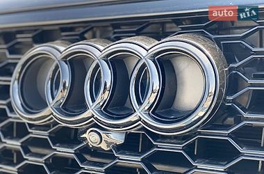 Внедорожник / Кроссовер Audi Q7 2018 в Киеве