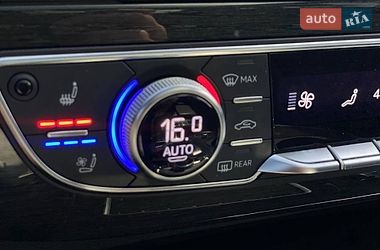 Внедорожник / Кроссовер Audi Q7 2018 в Киеве