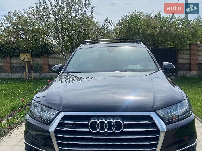 Внедорожник / Кроссовер Audi Q7 2018 в Киеве
