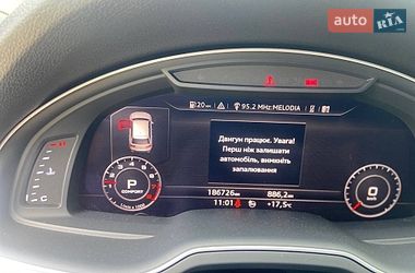 Внедорожник / Кроссовер Audi Q7 2018 в Киеве
