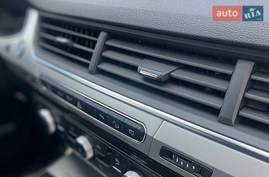 Внедорожник / Кроссовер Audi Q7 2018 в Киеве