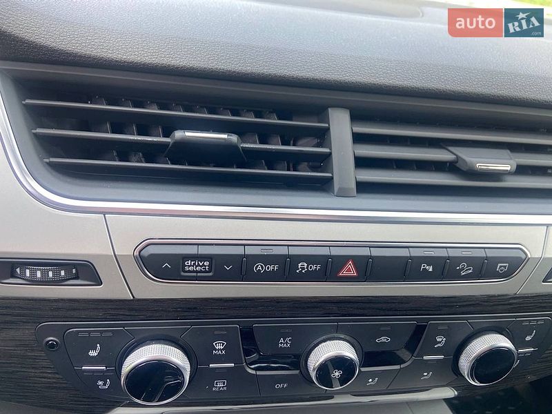 Внедорожник / Кроссовер Audi Q7 2018 в Киеве