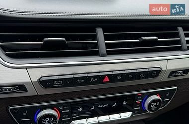 Внедорожник / Кроссовер Audi Q7 2018 в Киеве
