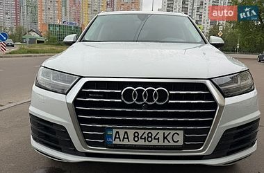 Внедорожник / Кроссовер Audi Q7 2018 в Киеве