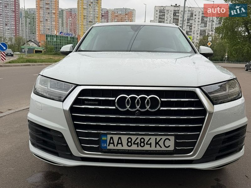Внедорожник / Кроссовер Audi Q7 2018 в Киеве
