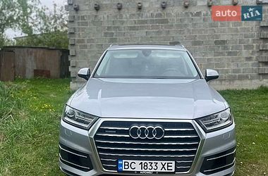 Внедорожник / Кроссовер Audi Q7 2017 в Городке