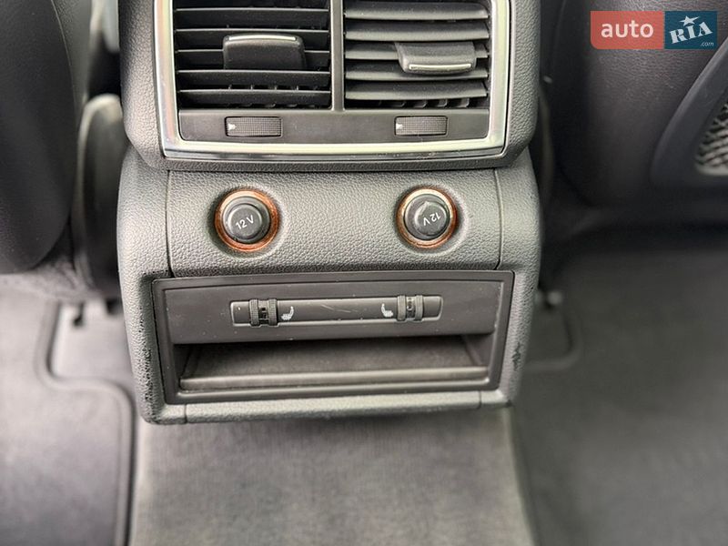 Внедорожник / Кроссовер Audi Q7 2014 в Ровно
