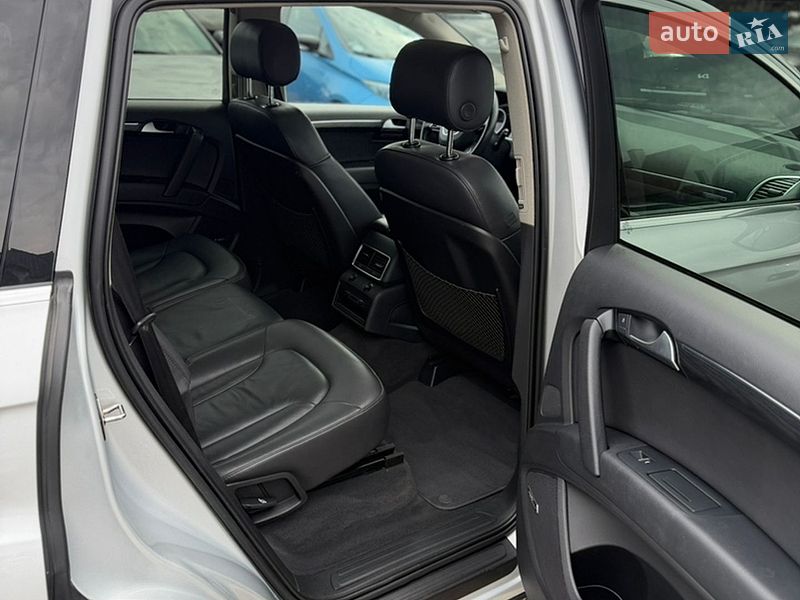 Внедорожник / Кроссовер Audi Q7 2014 в Ровно