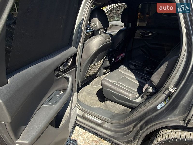 Внедорожник / Кроссовер Audi Q7 2016 в Львове