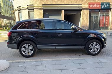 Позашляховик / Кросовер Audi Q7 2015 в Львові