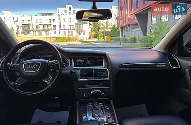 Позашляховик / Кросовер Audi Q7 2015 в Львові