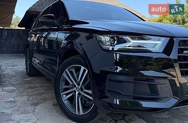 Позашляховик / Кросовер Audi Q7 2019 в Дніпрі